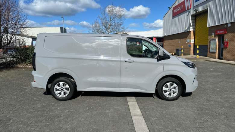 Ford Transit Custom 300 L1 Diesel Fwd 2.0 EcoBlue 136ps H1 Van Limited